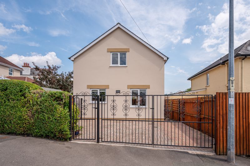 Llwynu Road, Abergavenny Parrys Estate Agents