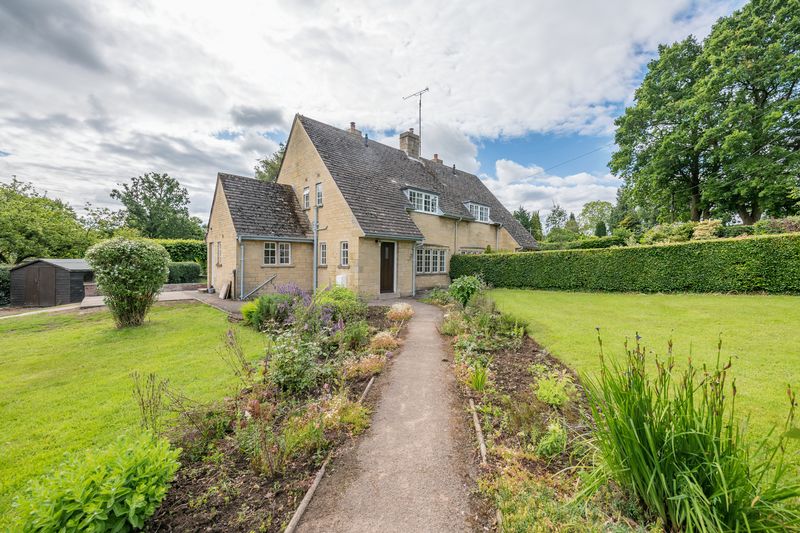 Llanover, Abergavenny Parrys Estate Agents