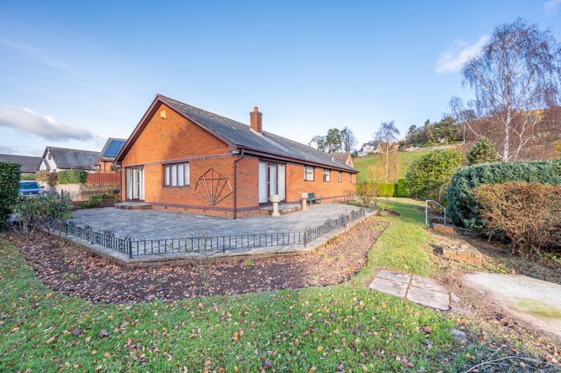 Cwrt Newydd, Crickhowell Parrys Estate Agents