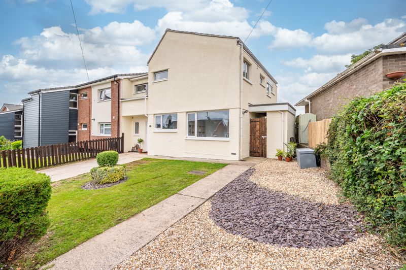 Penperlleni, Pontypool Parrys Estate Agents