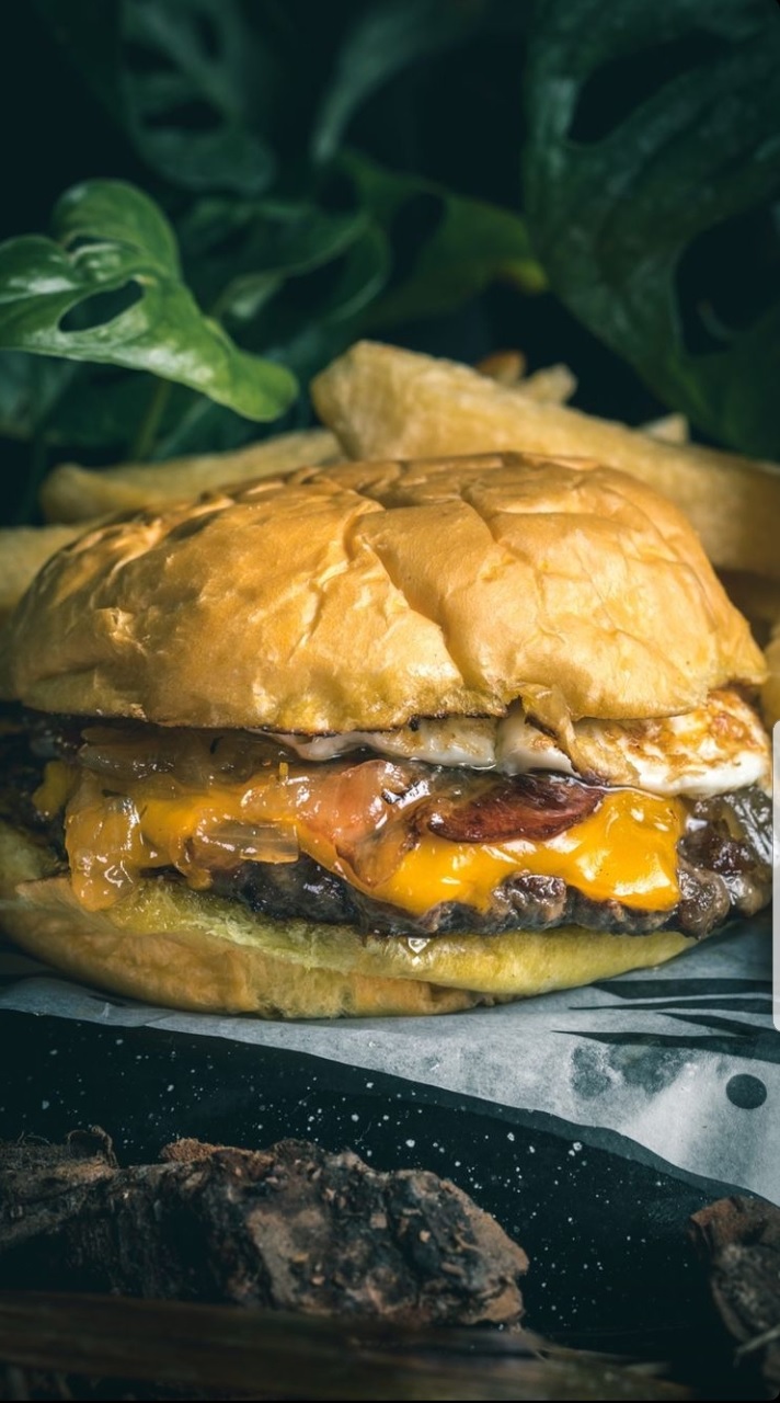 Wolfa, bar y restaurant, tragos, cervezas, bebidas,