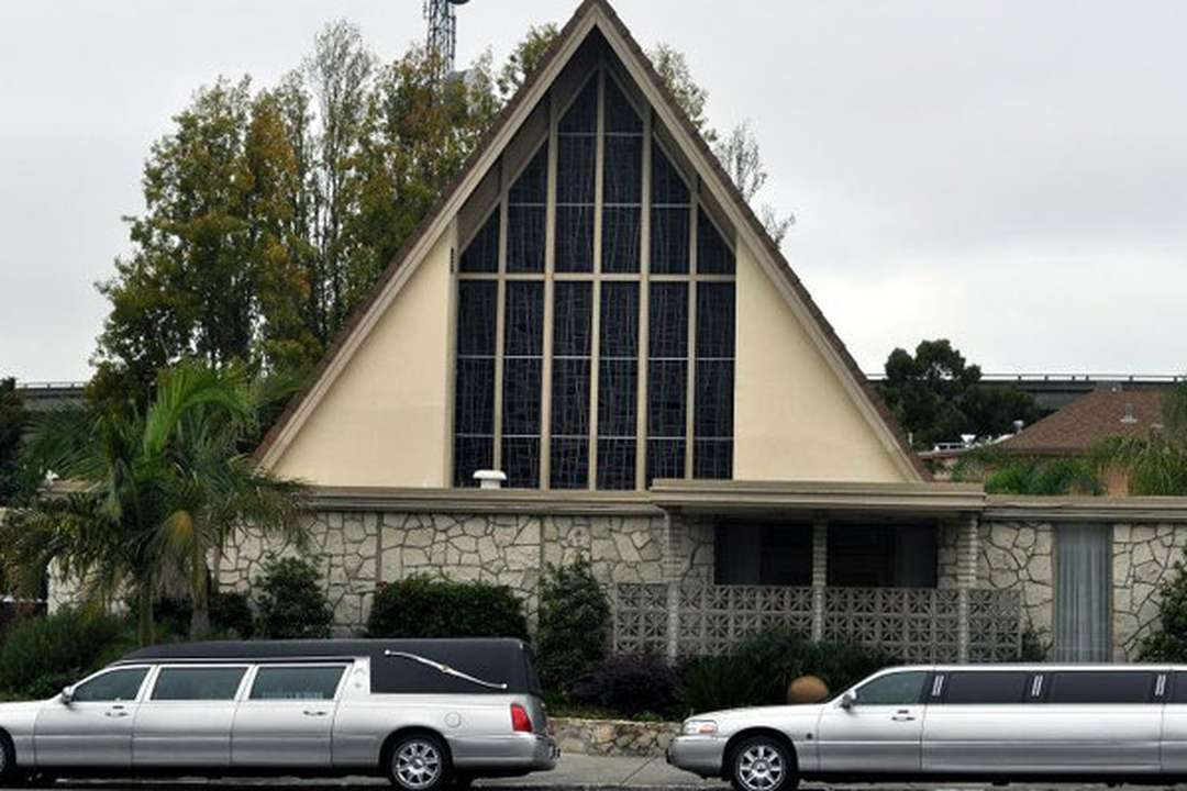 Fouche's Hudson Funeral Home Oakland, CA Parting