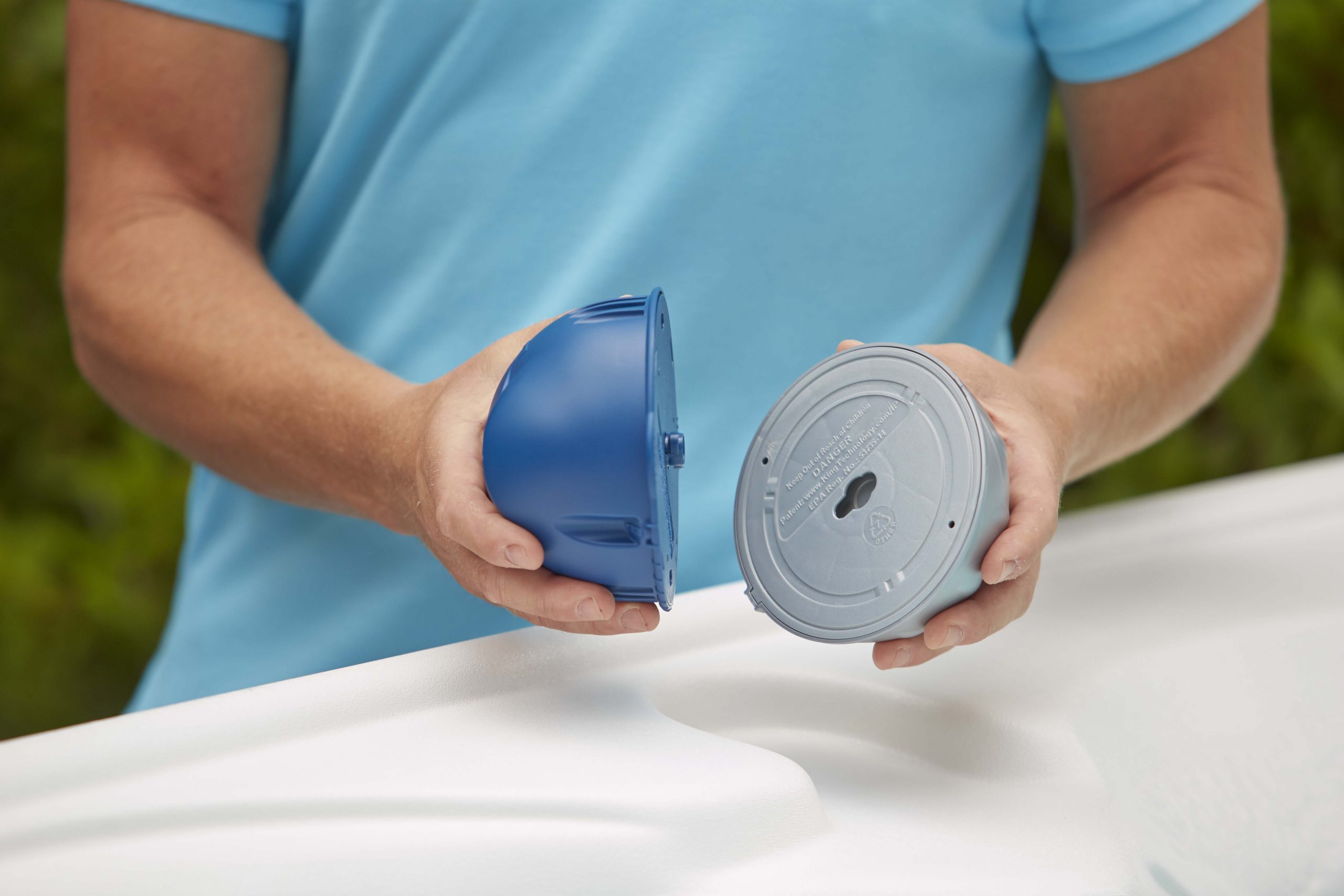 FROG ease® Spa Floating System 01143256 Frog Systems ConelyCo