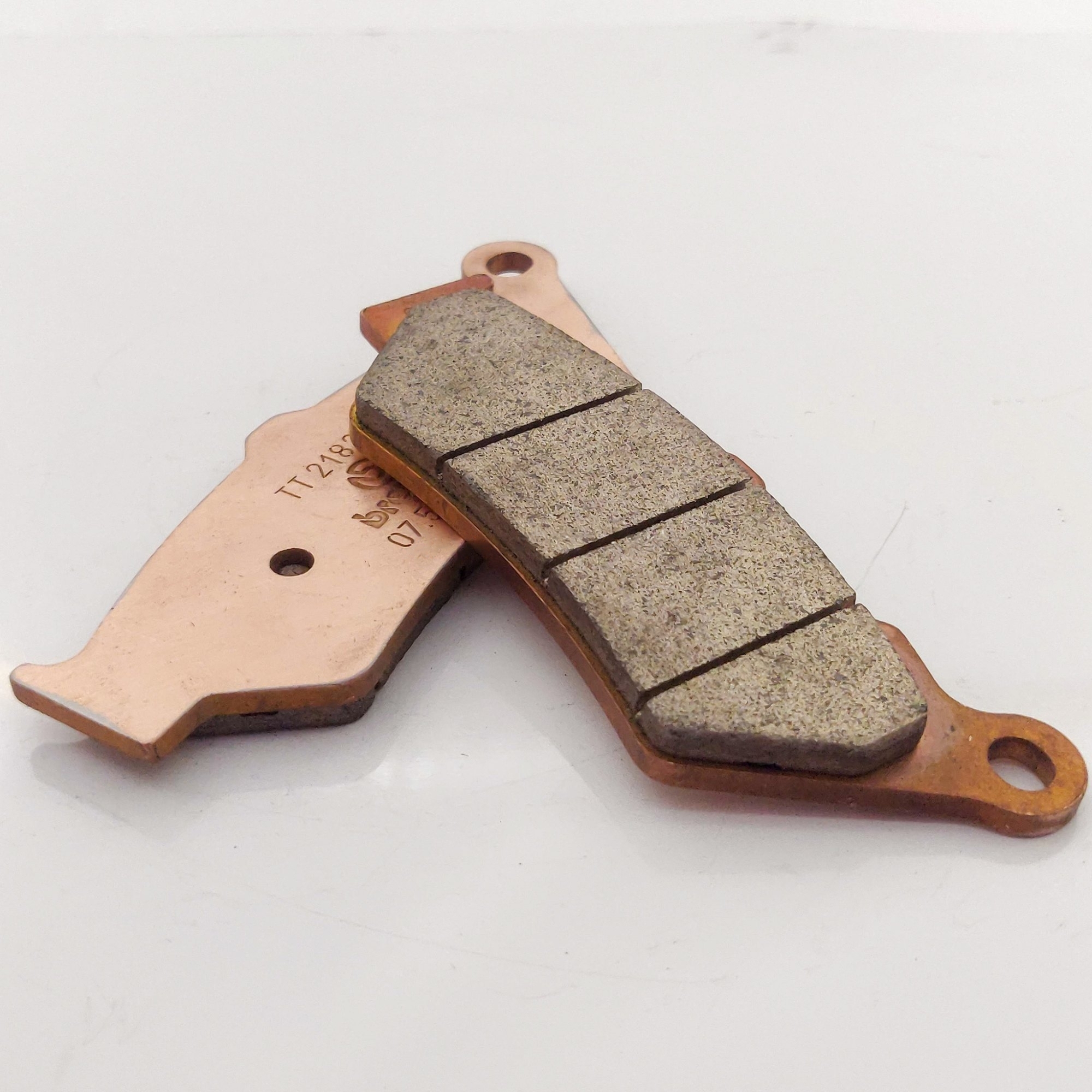 Front Brake Pad Kit Sintered For Royal Enfield Continental GT 650