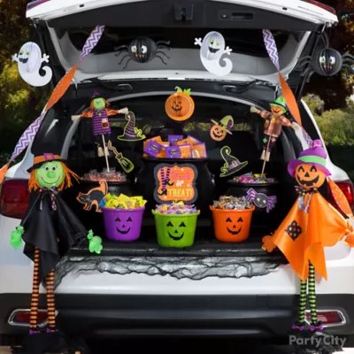 Spooky Cute Trunk or Treat Idea Trunk or Treat Ideas Halloween