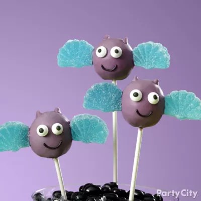 Friendly Bat Doughnut Pops How To Friendly Halloween Sweets & Treat