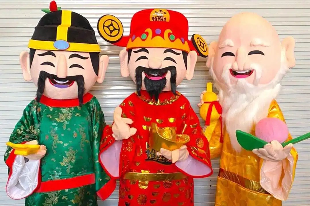 Mascot Rental Party Fans SG