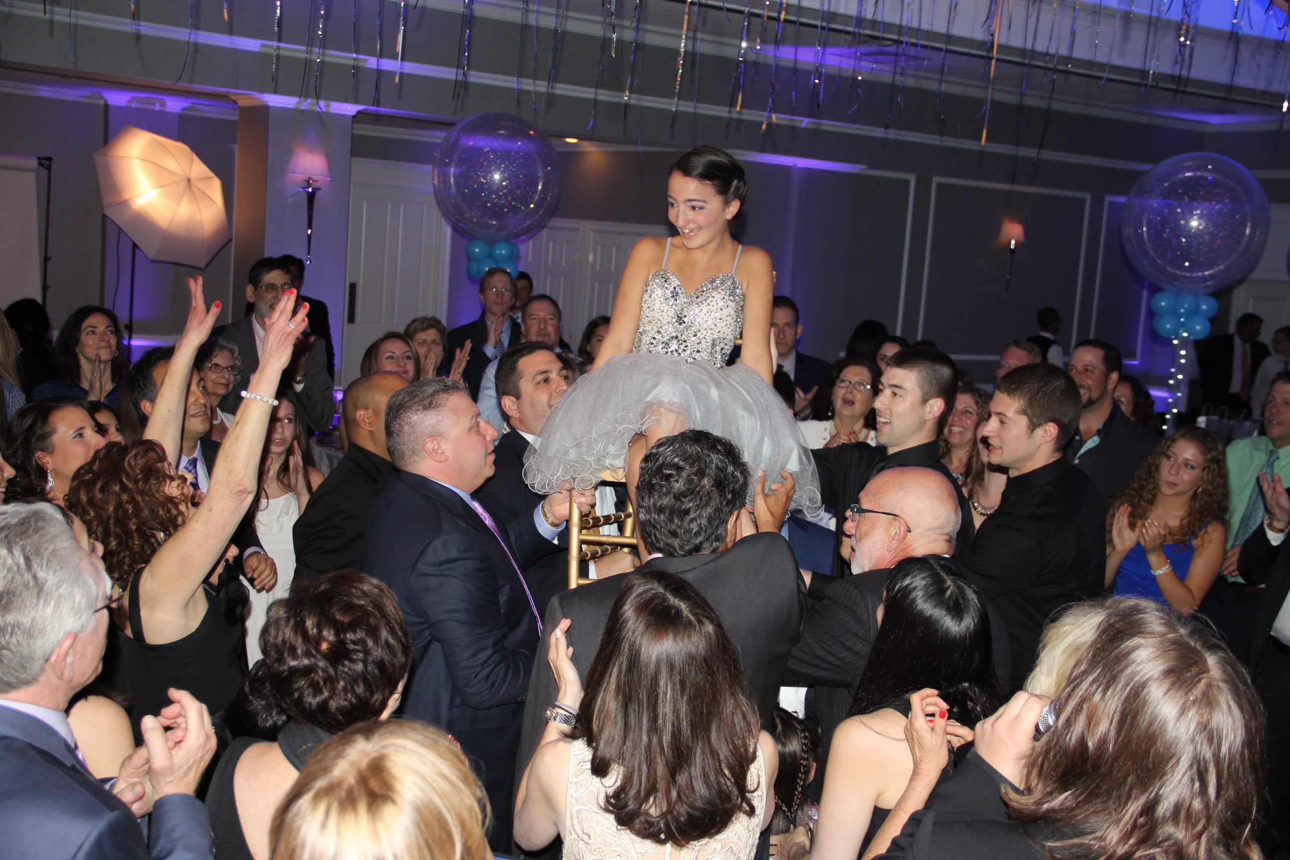 Party King Entertainment Bar/Bat Mitzvahs Private Parties