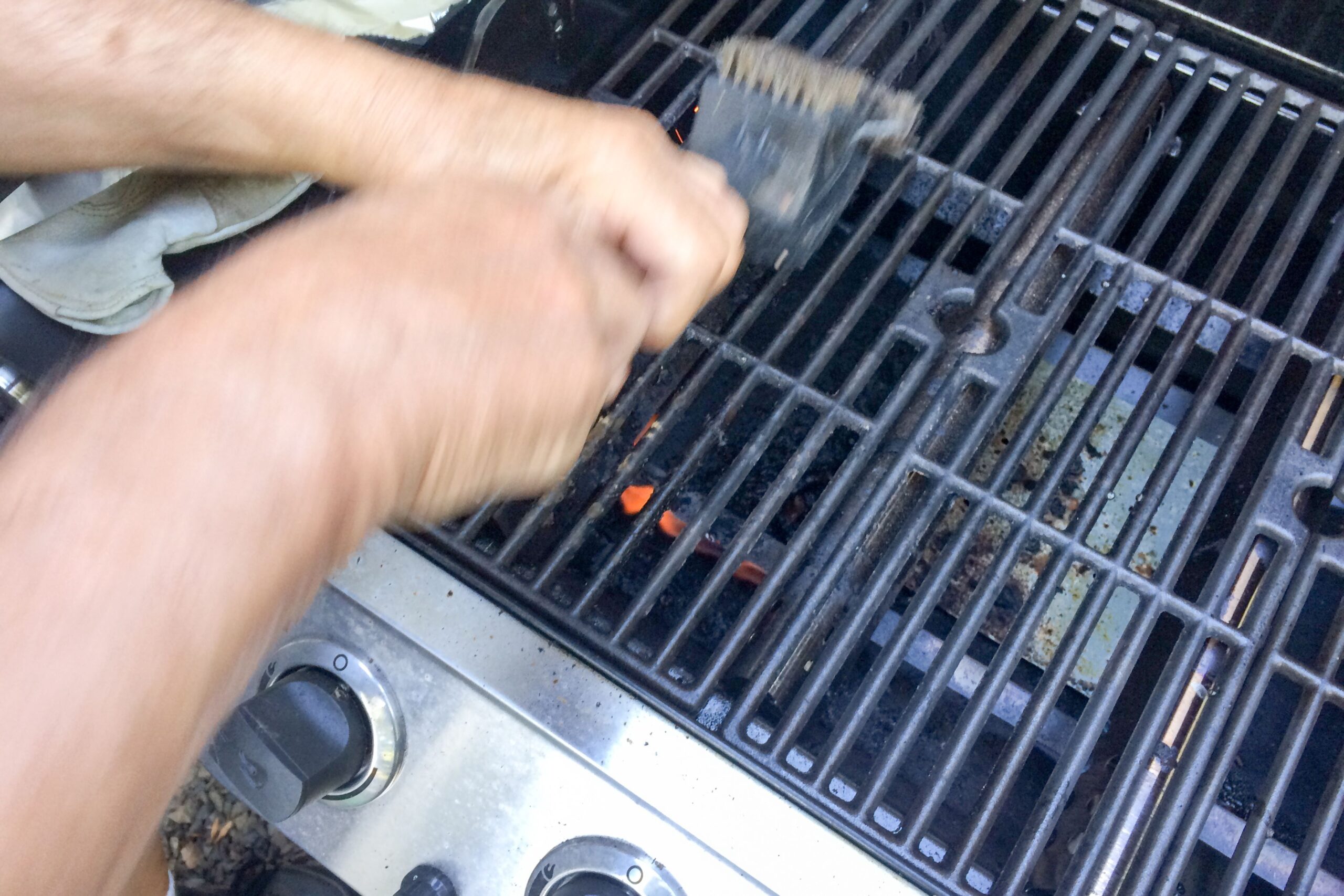 How To Clean BBQ Grill With Vinegar And Baking Soda Party And Spa