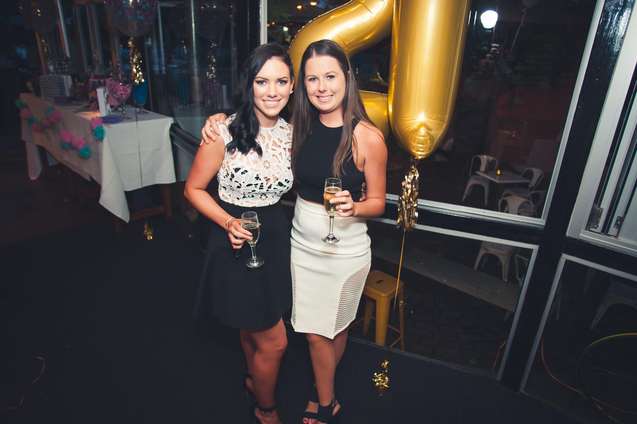 Party Photography Tips & Techniques for Beginners DSLR Settings