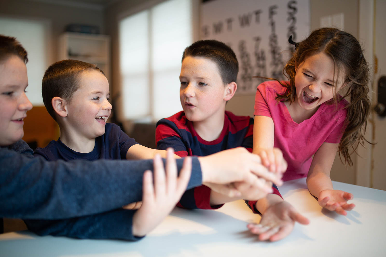 Quick Reaction CardSlapping Game Party Profi