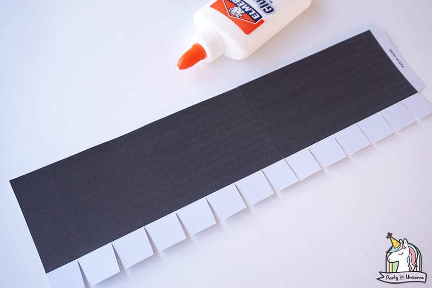 DIY Graduation Cap Gift Box Free Download Party with Unicorns