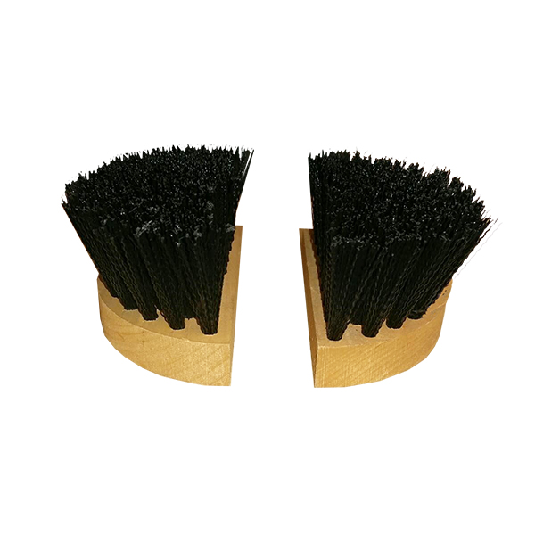 Scrusher Replacement Brushes Par West Turf