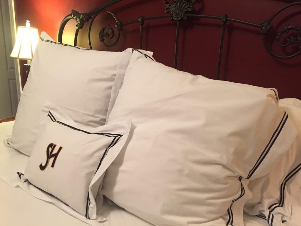 Sheridan House Boutique Hotel and Café Passing Thru