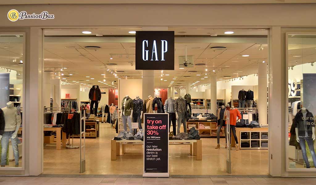 Top 20 Most Expensive Clothing Brands in the World 2022 (2022)