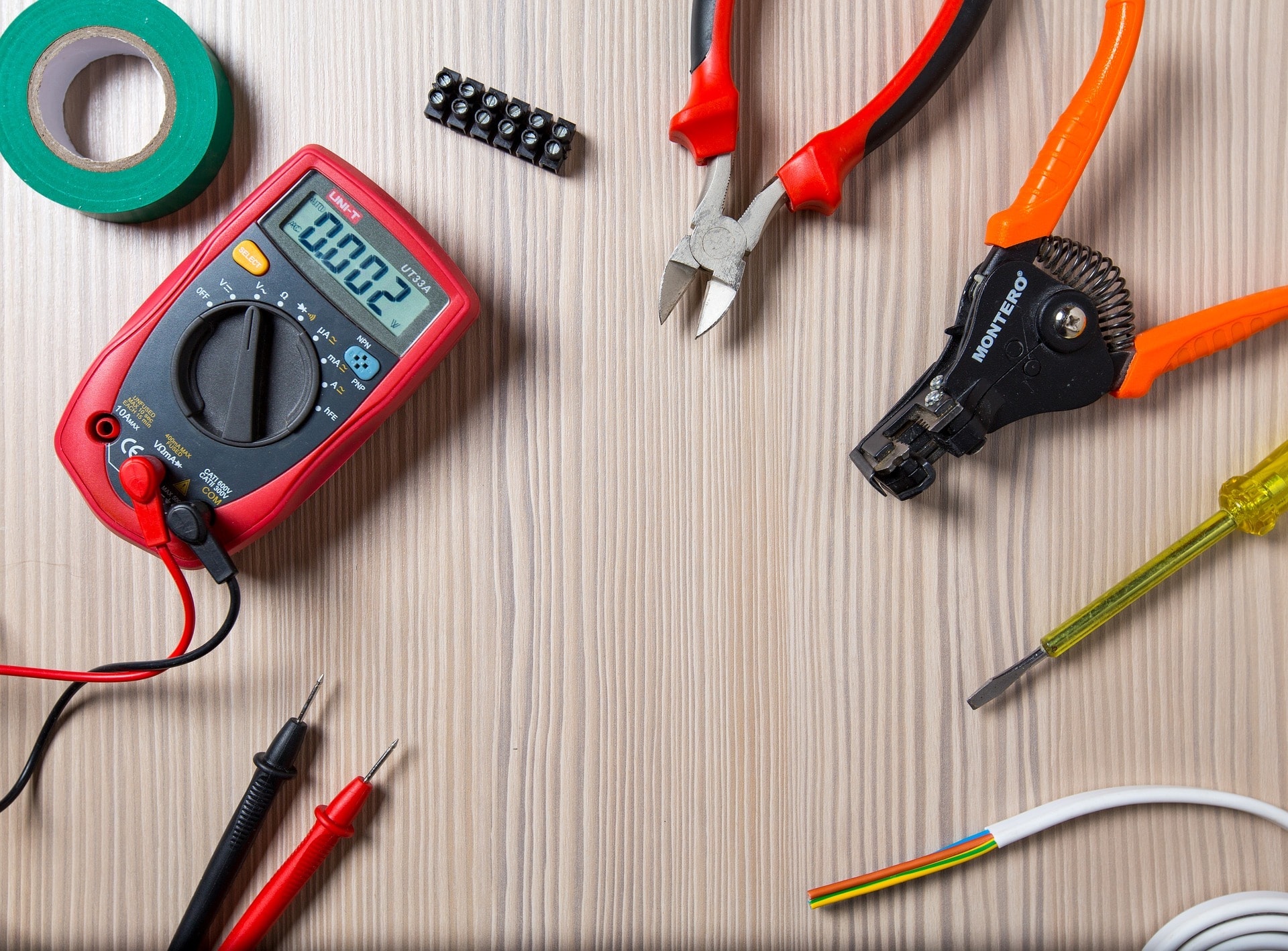 5 Signs It's Time to Call an Electrician in OKC Passion Electric