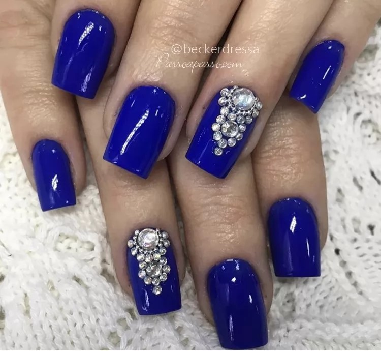 Unhas decoradas azul com diversos modelos Você vai amar!