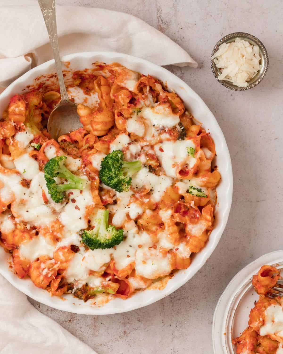 Cheesy Broccoli Baked Pasta