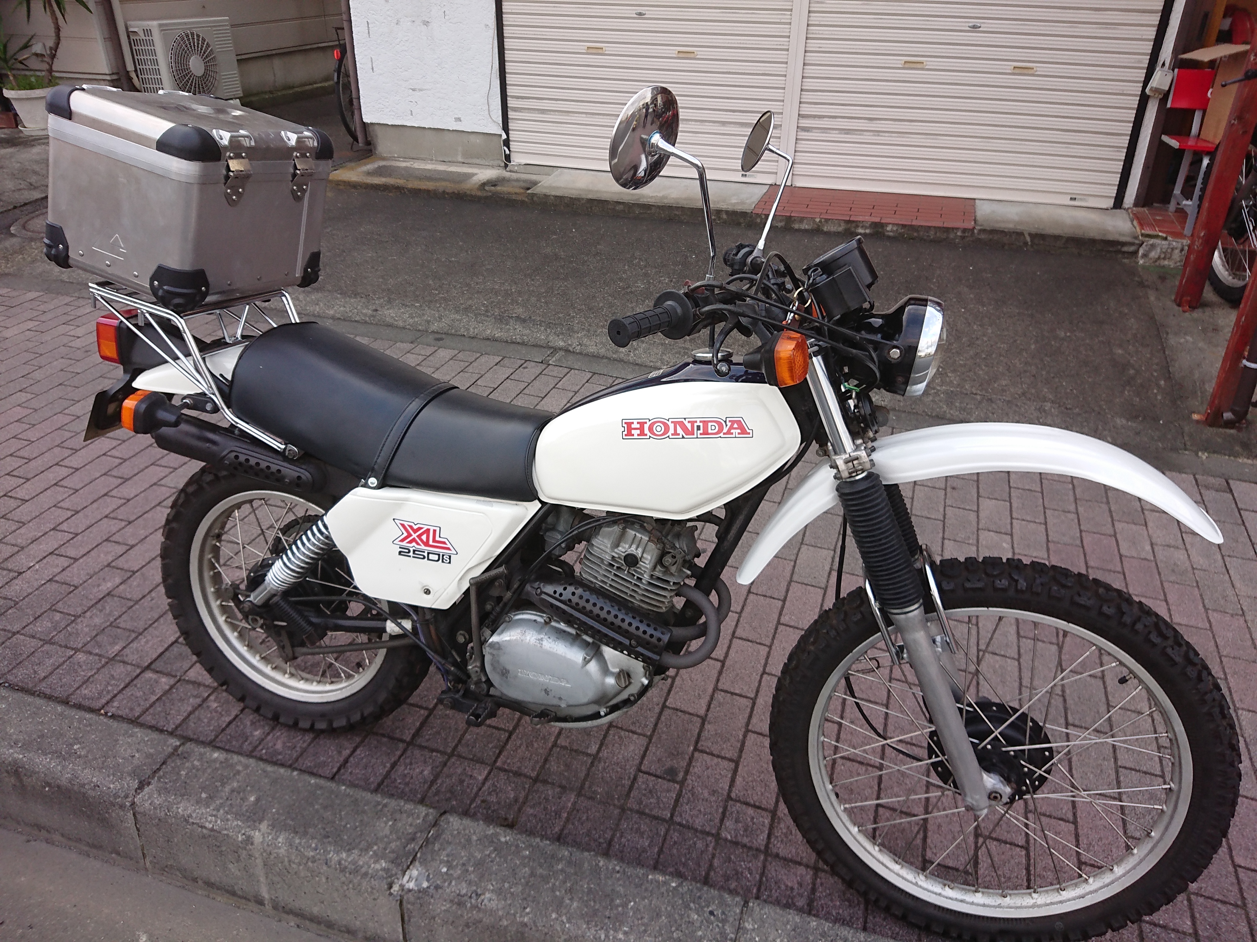 XL250S、500S専用キャリア＆スタビライザー！！ | Pastime 