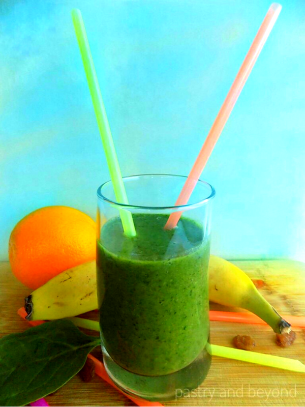 Green SmoothieRich in Iron Pastry & Beyond