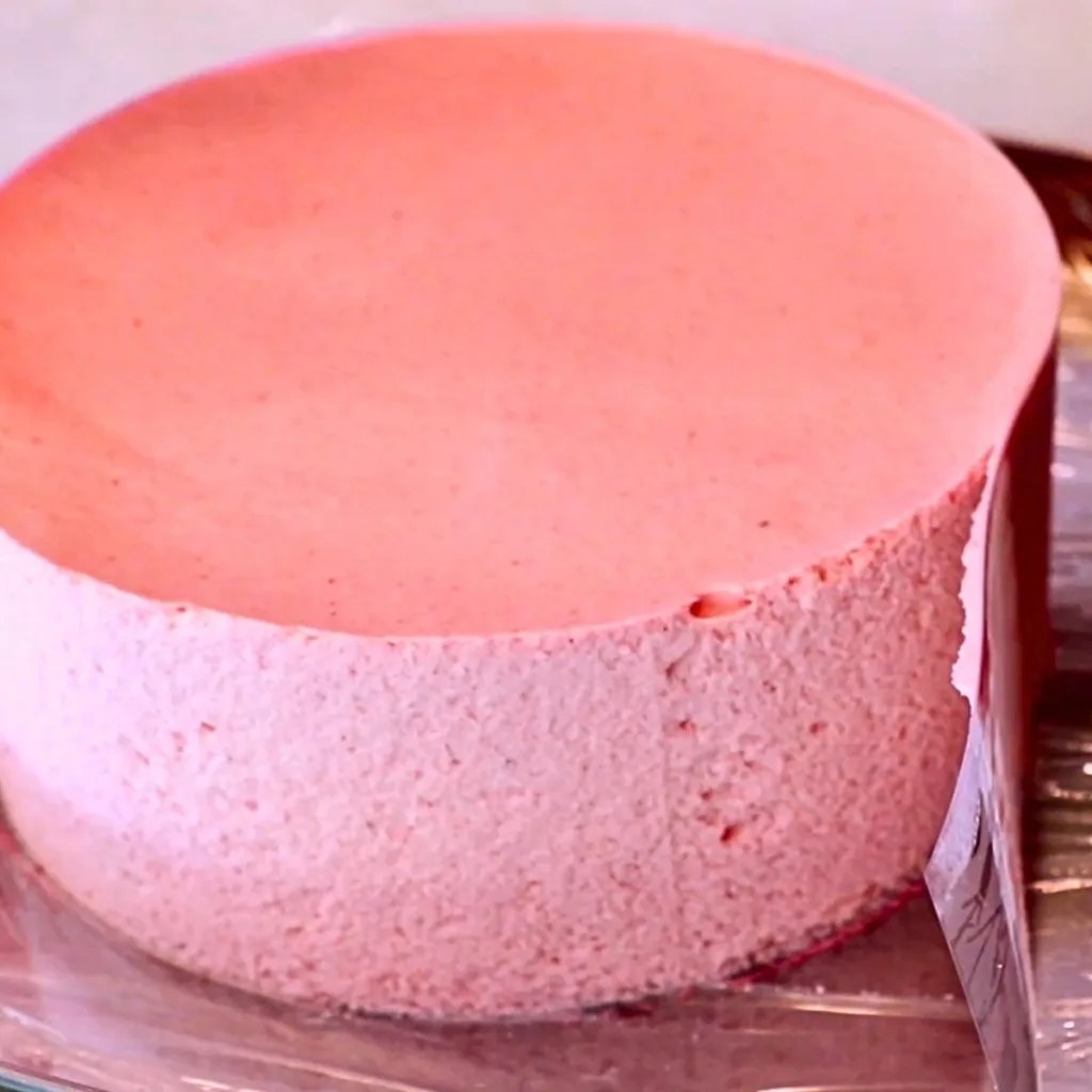 Fluffy Raspberry Mousse Recipe (So Light & Airy!) +VIDEO