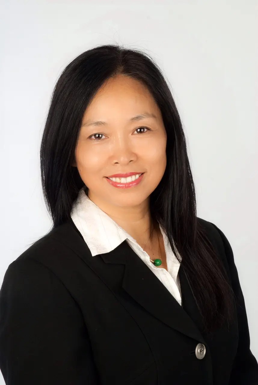 Syosset's Homes By Mara Realty Suying Qian of Jericho as