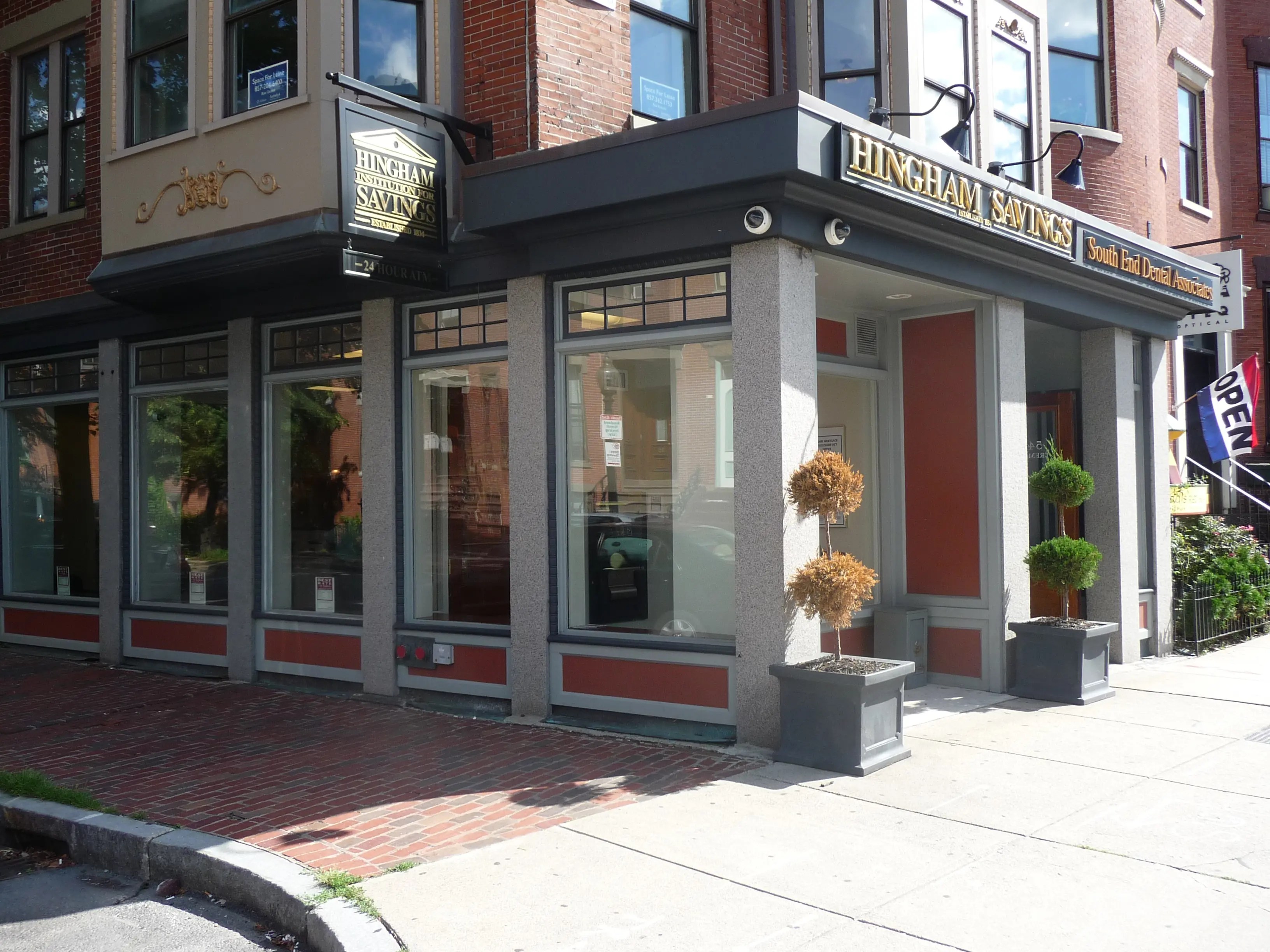 Bank Robbery Reported on Tremont Street Thursday Afternoon South End