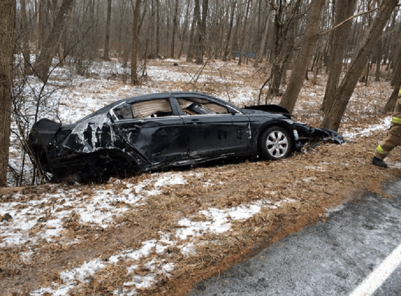 Car Crashes into Tree at South WindsorEllington Town Line (Updated
