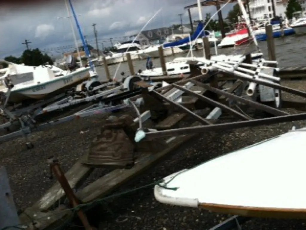 Water Spout Postpones Shore Acres Yacht Club Regatta, Sends One to