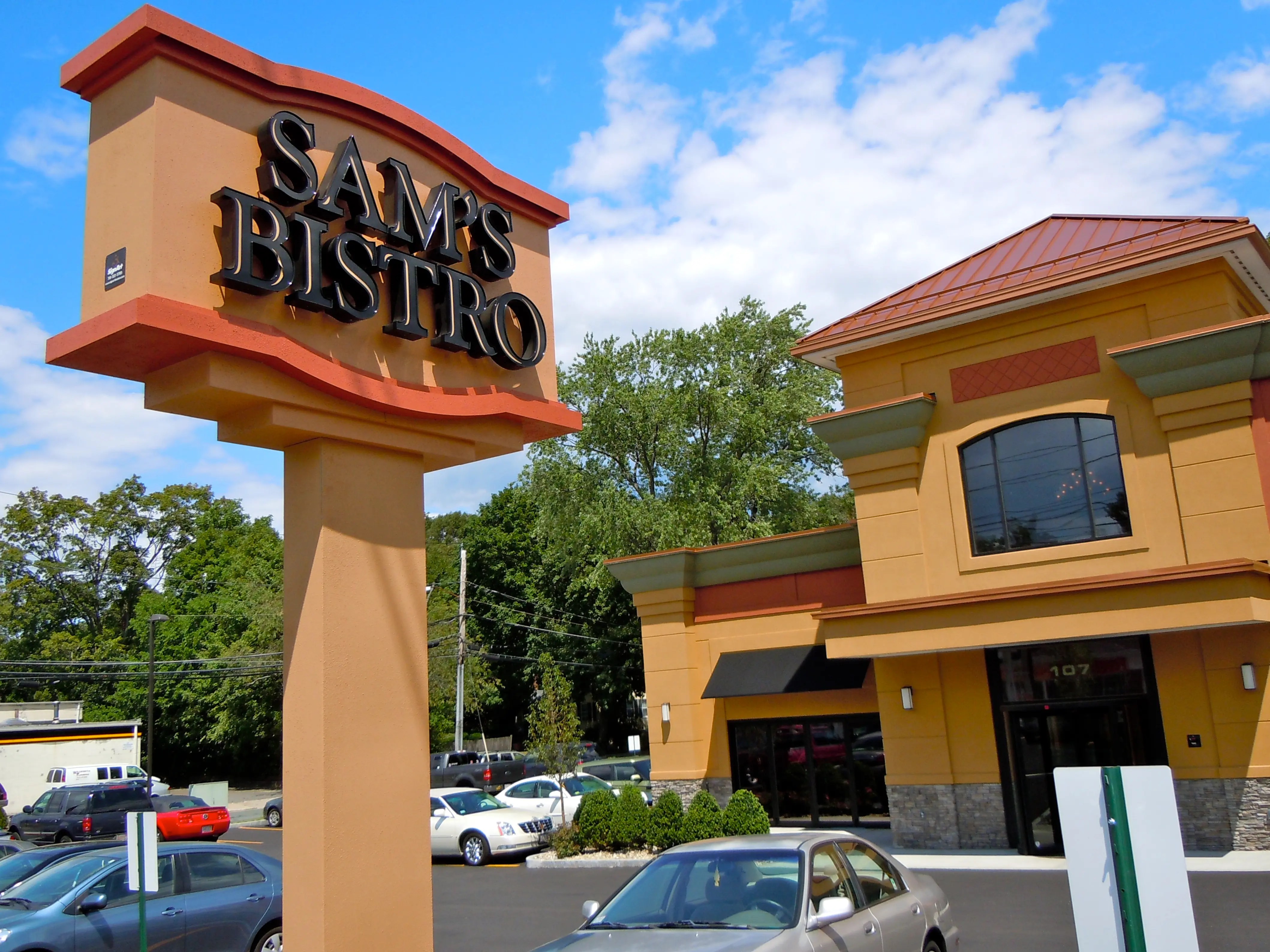 New Restaurants Sam's Opens; Next Month, Oye's Reading