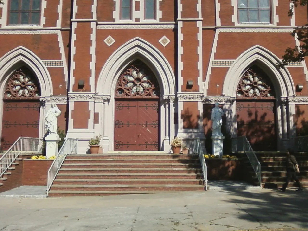 Statues Returned to Sacred Hearts/St. Stephen Church Carroll Gardens