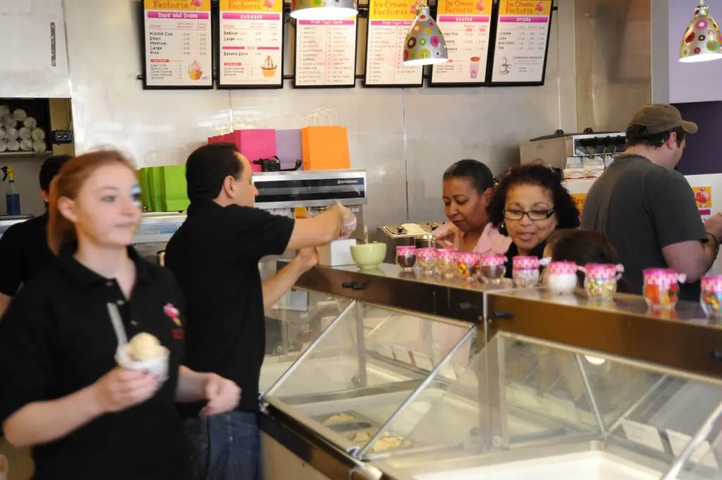 PHOTOS Ice Cream Shop Opens in Style on Broadway Fair Lawn, NJ Patch