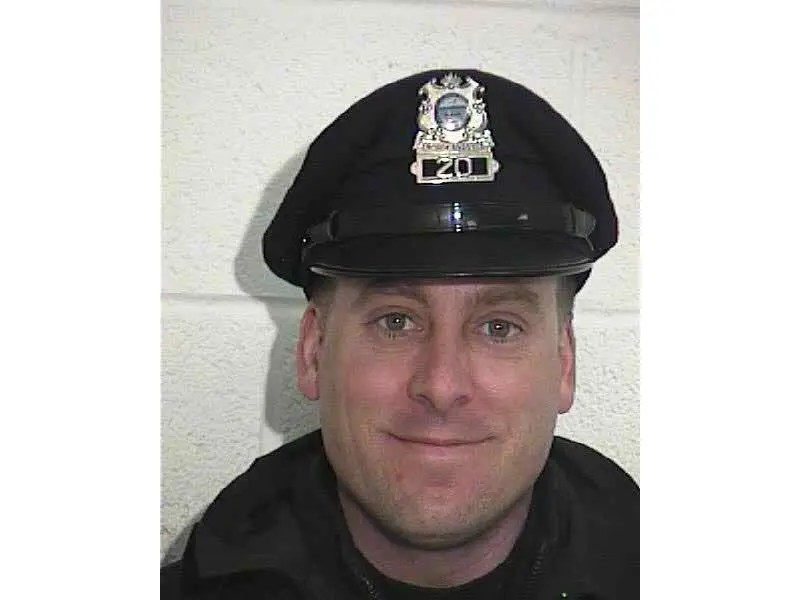 Tragic Murder Tale, Body Found in Rest Stop, Cop Saves Dying Woman, and More MA Patch This Week