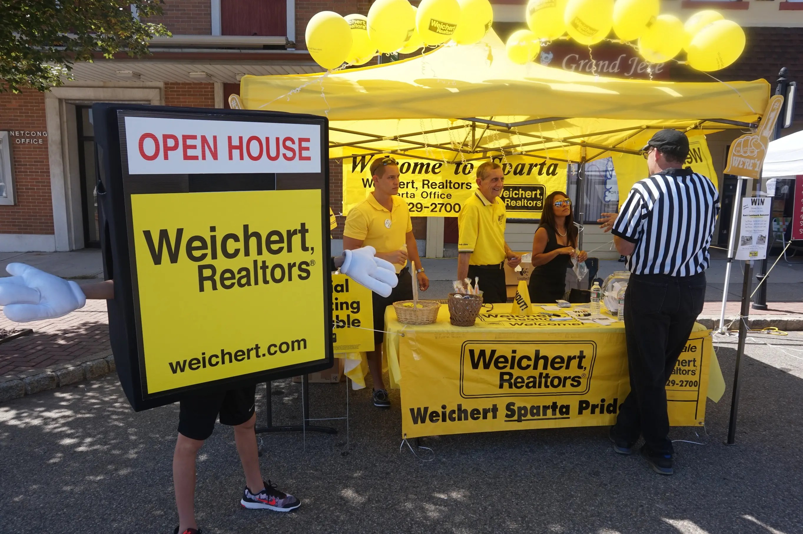 Weichert, Realtors' Sparta Office Participates in Netcong Day Event