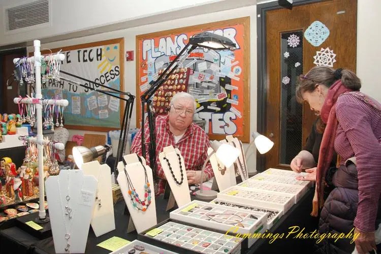 28th Annual Framingham Police Auxiliary Holiday Craft Fair Saturday