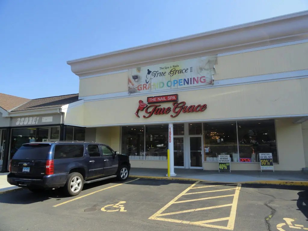Westport Neighbors Delay Plans for Local Panera Bread