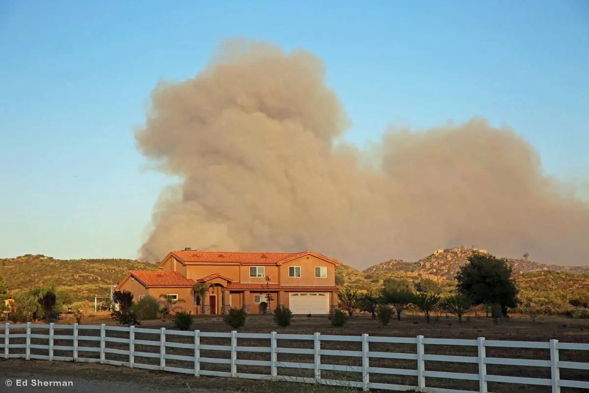 Border Fire Update 1,550 Firefighters Battle From Front Lines San