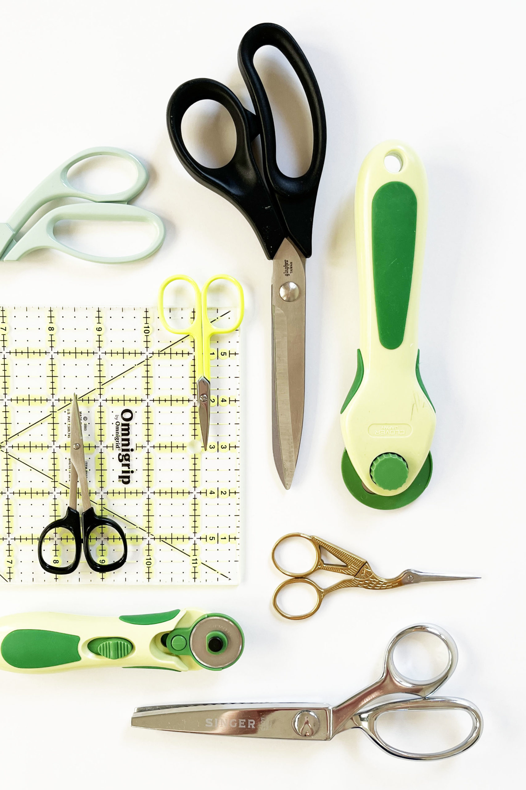 How to cut fabric for quilting Patch + Dot