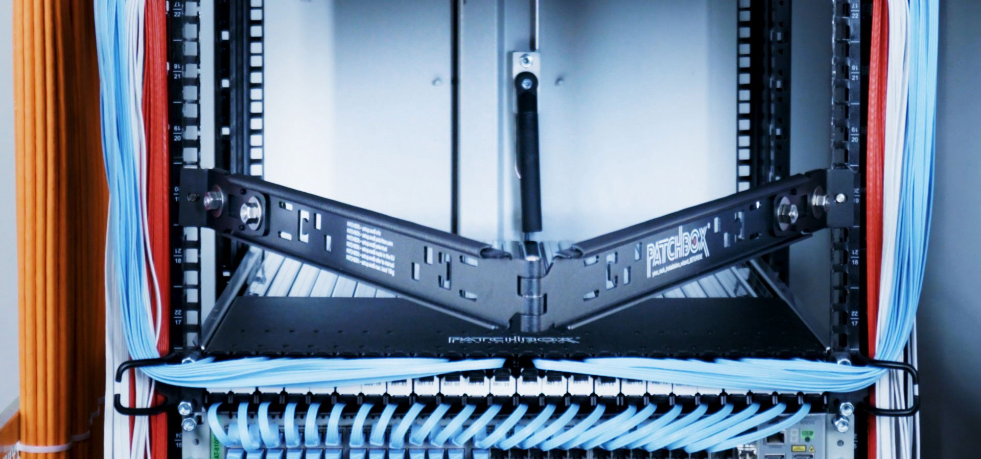 Setup.exe: network installation tool & mounting assistant for your 19" rack