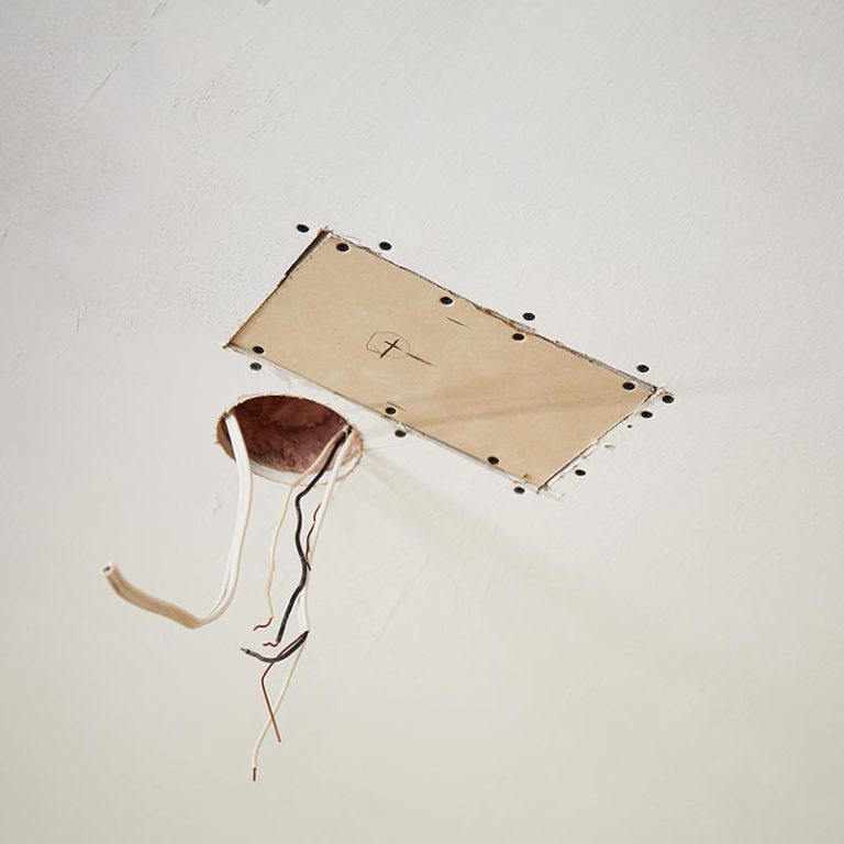 Drywall Repair Services ☑️ Same Day Drywall Patch & Hole Repair