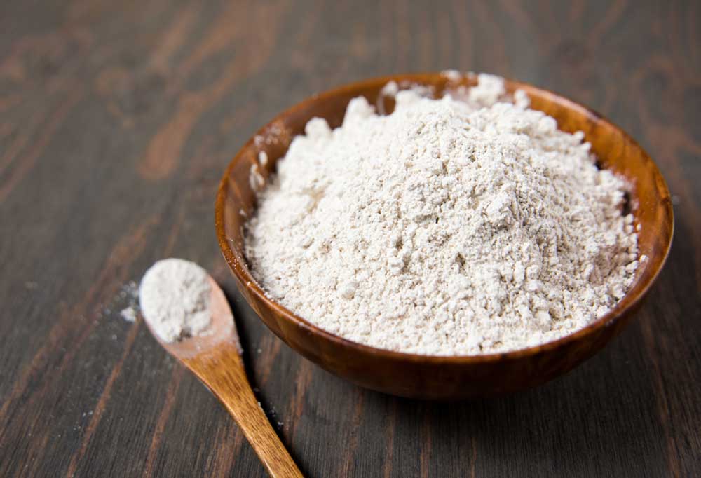 How to Make Homemade Flea Powder for Dogs