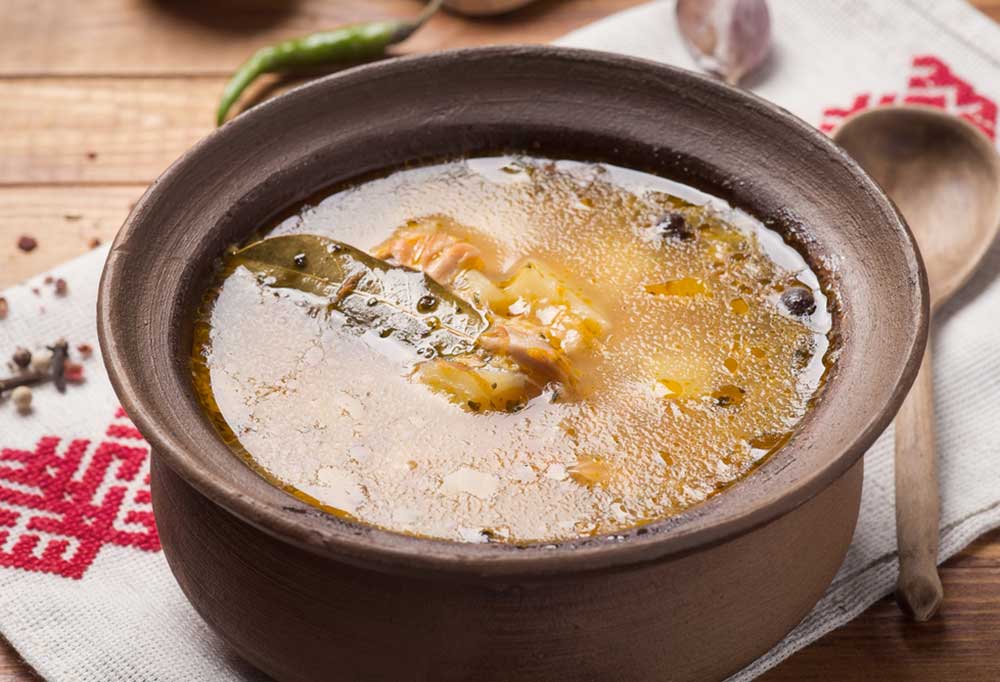 How to Cook Fish Heads for Dogs