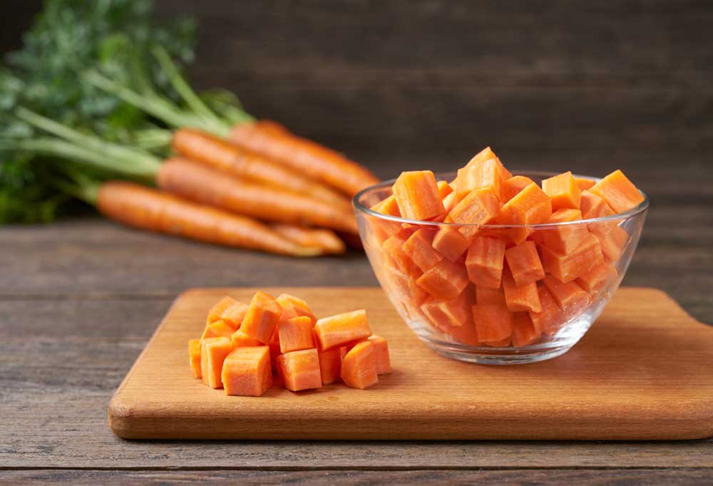 How To Cook Carrots for Dogs