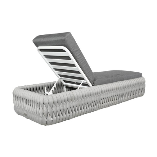 Trellis Lounge Patio Options