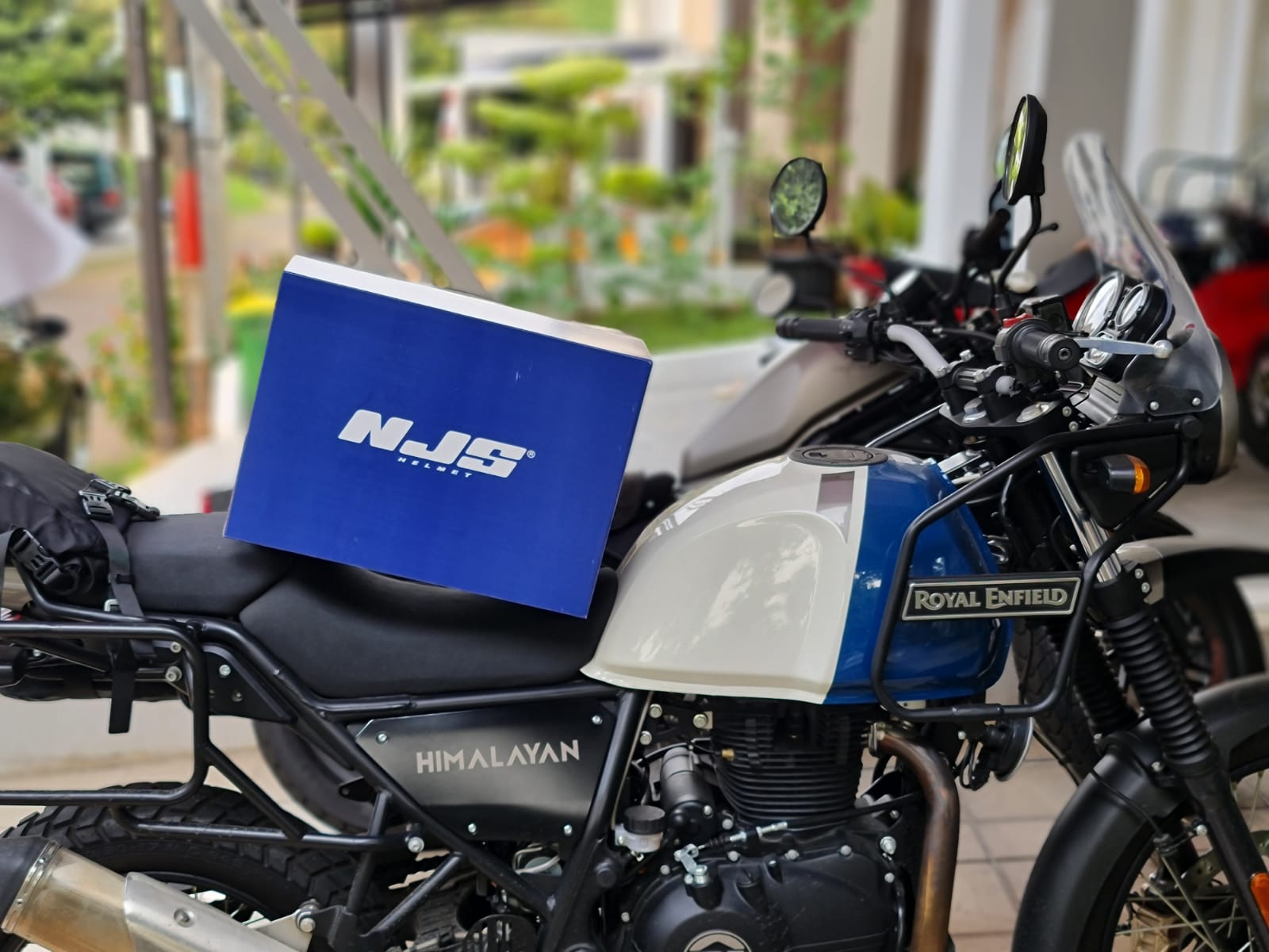 NJS KAIROZ, Bukan Helm Half Face Untuk Kaum Mending!!