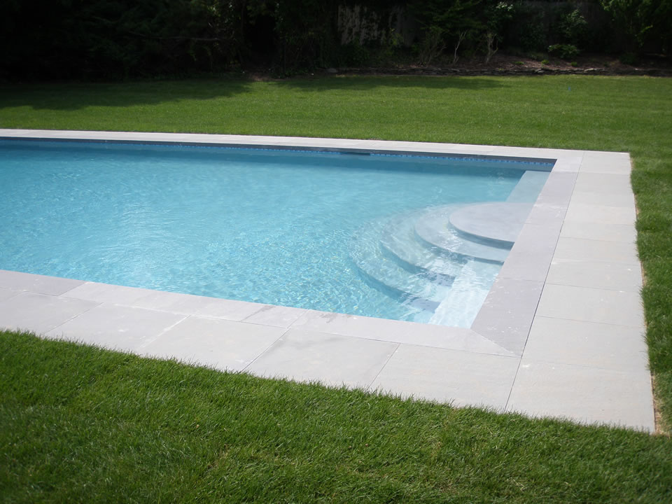 Gunite pool installation photos and information Southampton, East