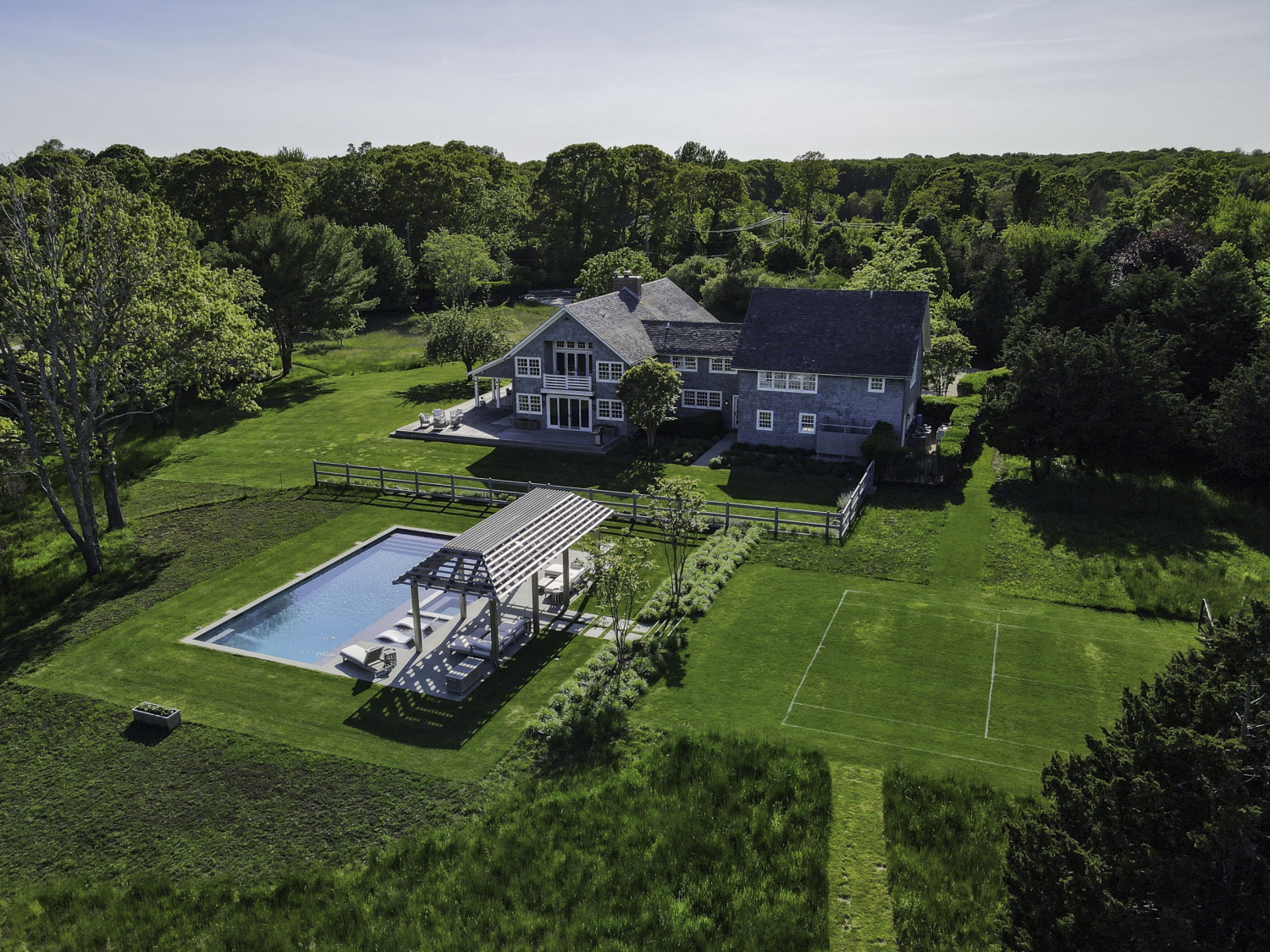 Pool and Spa in Sag Harbor Patricks Pools Long Island, NY pool