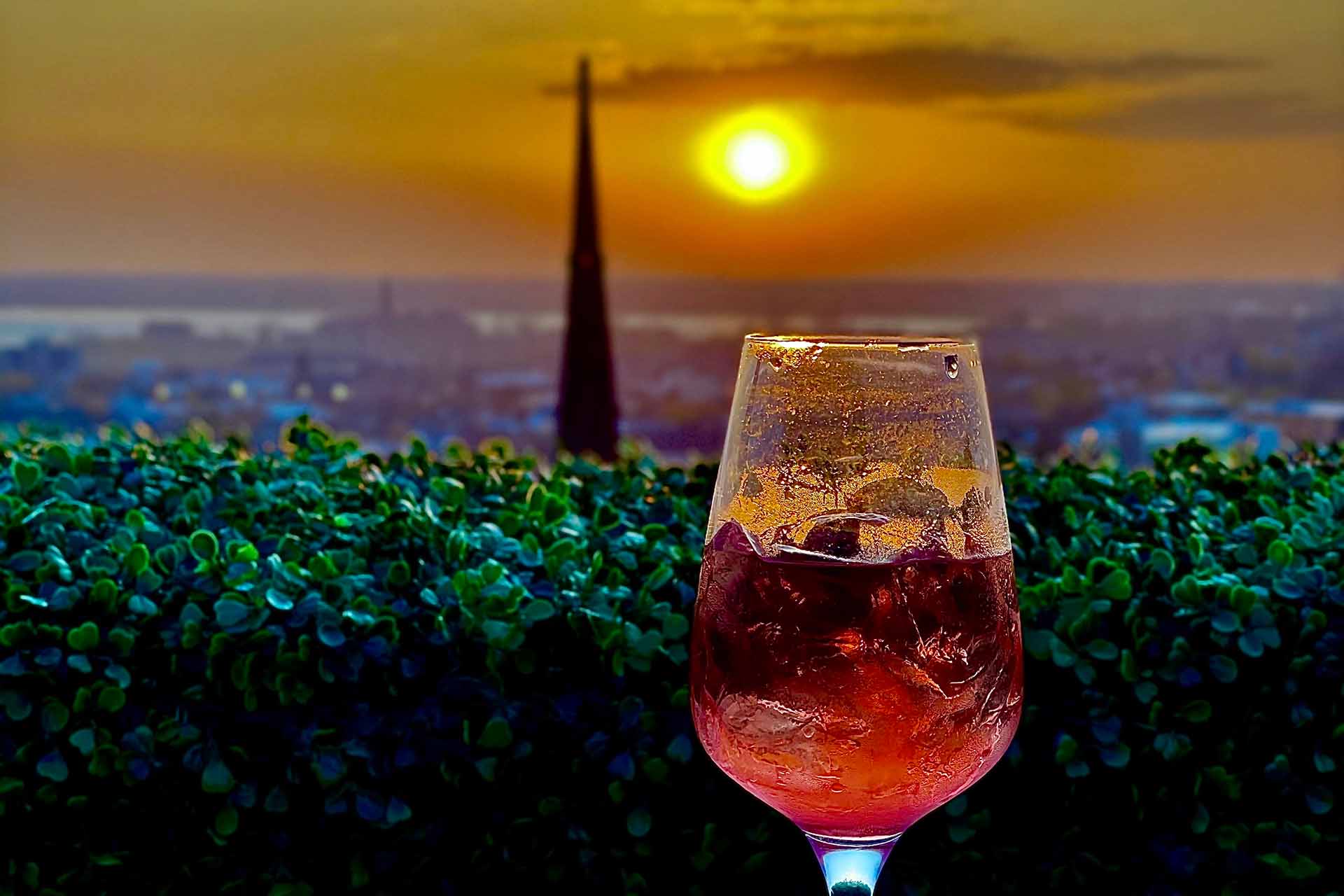 Photos Patrick's Rooftop Bar