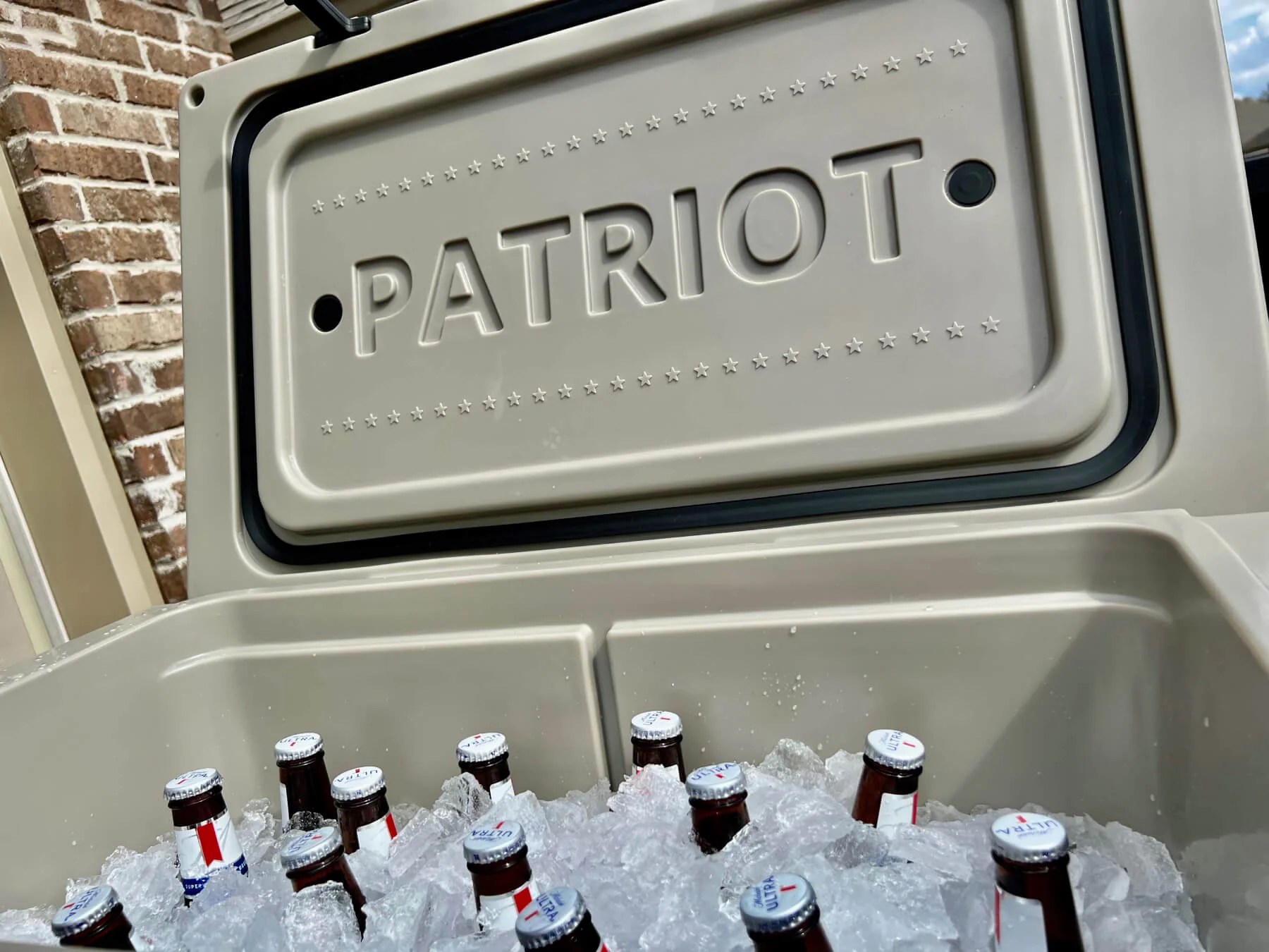 Troubleshooting HardtoOpen Rotomolded Coolers Causes and Solutions