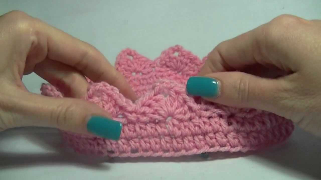23 Cute Crochet Crown Patterns For Every Need Patterns Hub